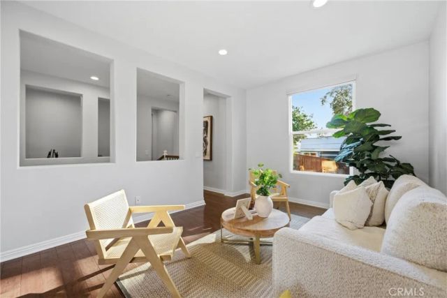 678 Milford Street, Los Angeles, CA 90042