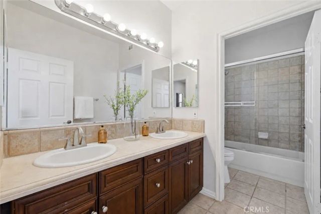 678 Milford Street, Los Angeles, CA 90042