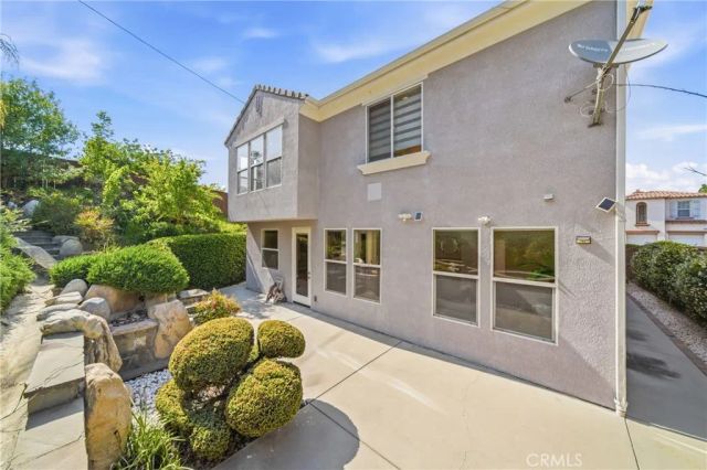 678 Milford Street, Los Angeles, CA 90042