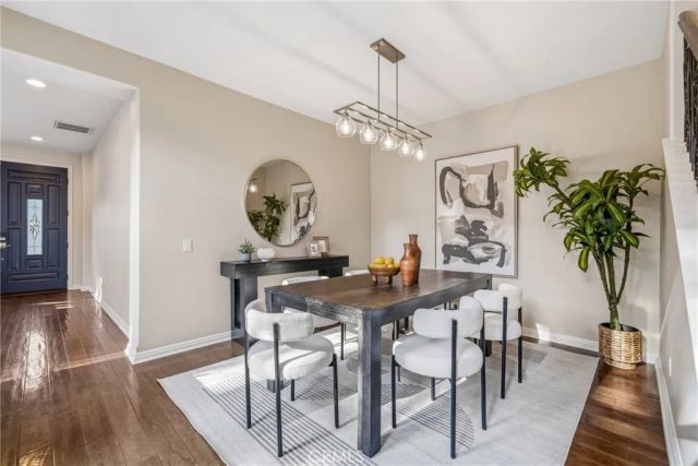 678 Milford Street, Los Angeles, CA 90042