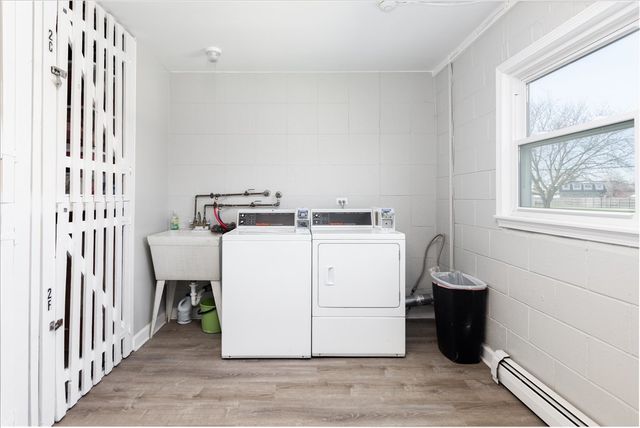 5740 East Avenue 2F, Countryside, IL 60525