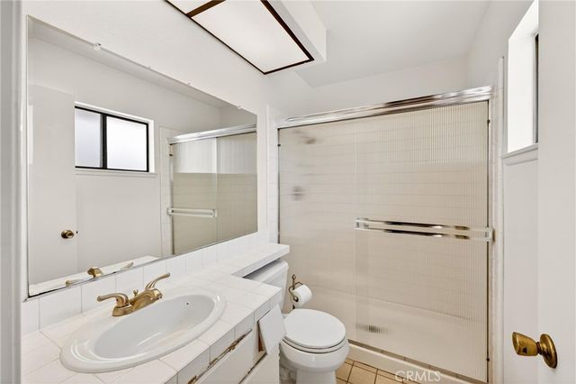 6800 Cedarbark Court, Oak Park, CA 91377