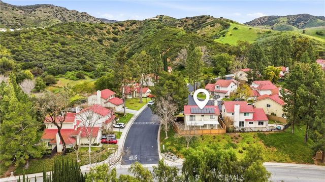 6800 Cedarbark Court, Oak Park, CA 91377