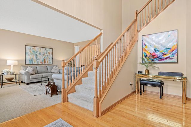 6995 Timber Ridge Drive S, Cottage Grove, MN 55016