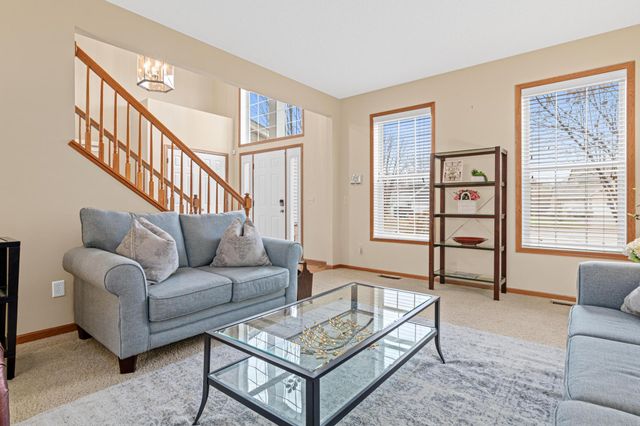 6995 Timber Ridge Drive S, Cottage Grove, MN 55016