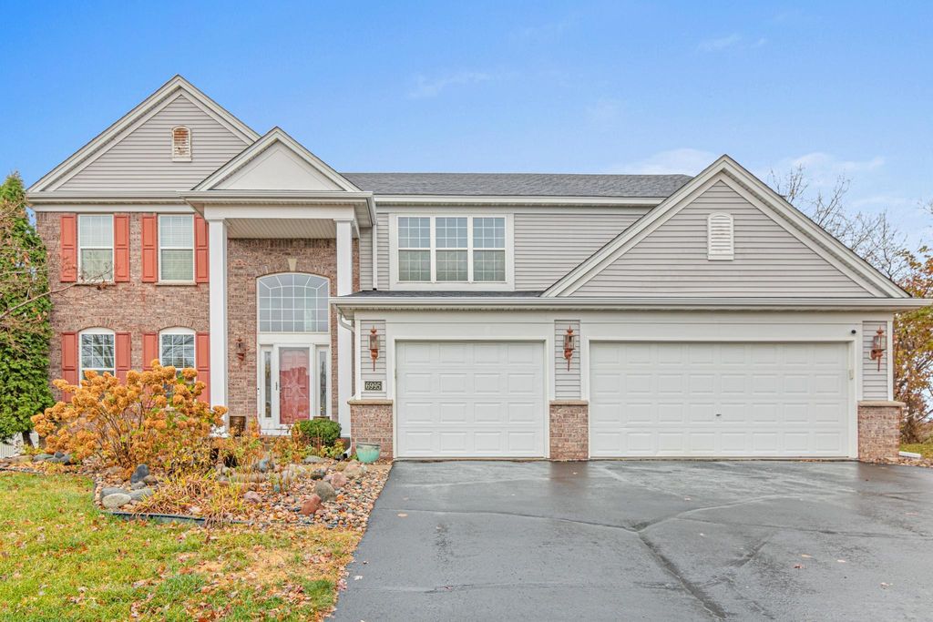 6995 Timber Ridge Drive S, Cottage Grove, MN 55016