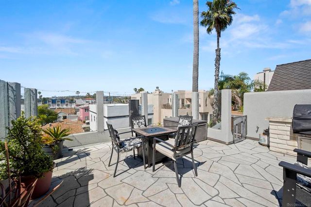 749 Zanzibar Ct, San Diego, CA 92109