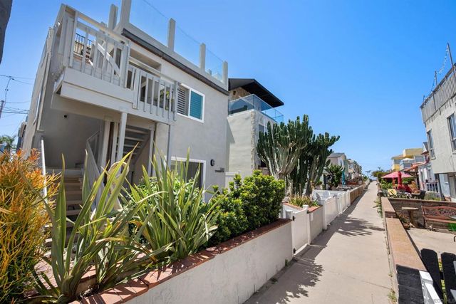 749 Zanzibar Ct, San Diego, CA 92109
