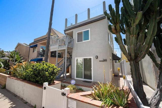 749 Zanzibar Ct, San Diego, CA 92109