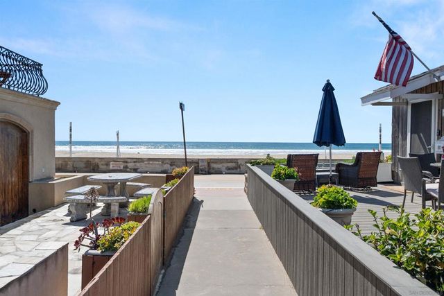 749 Zanzibar Ct, San Diego, CA 92109