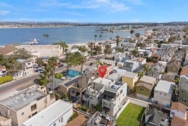 749 Zanzibar Ct, San Diego, CA 92109