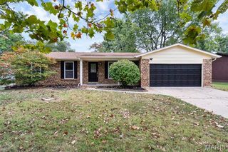 54 Dogwood Lane, St Peters, MO 63376