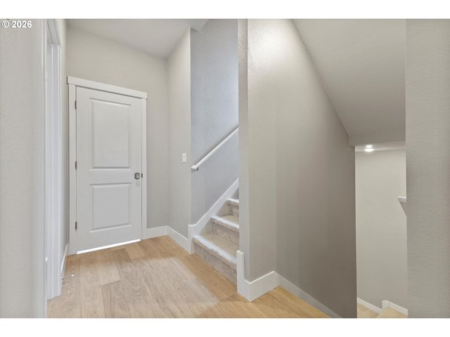 16542 Sw PERTH Rd, Portland, OR 97224