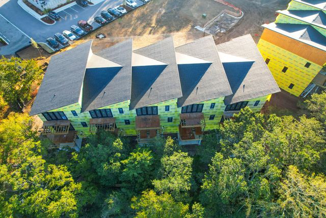 826 Curved Creek Court, Charleston, SC 29412