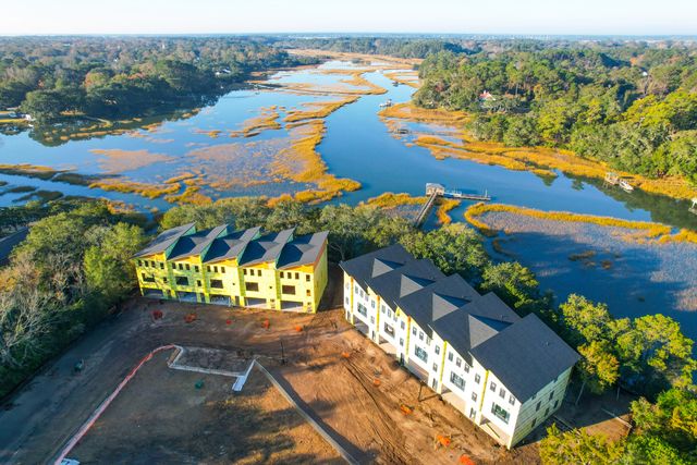 826 Curved Creek Court, Charleston, SC 29412