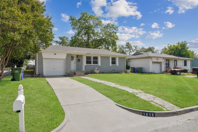 1618 Parkhaven Drive, Seagoville, TX 75159