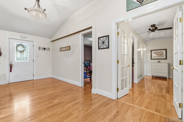 270 Cromwell Hill Road, Monroe, NY 10950