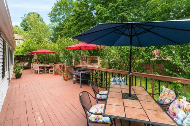 270 Cromwell Hill Road, Monroe, NY 10950