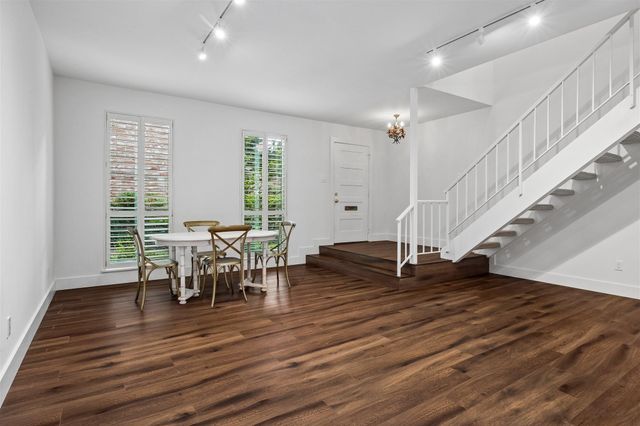 5803 Lynbrook Drive 80, Houston, TX 77057