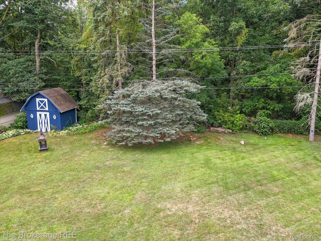 2127 Holly Tree Drive, Davison Township, MI 48423