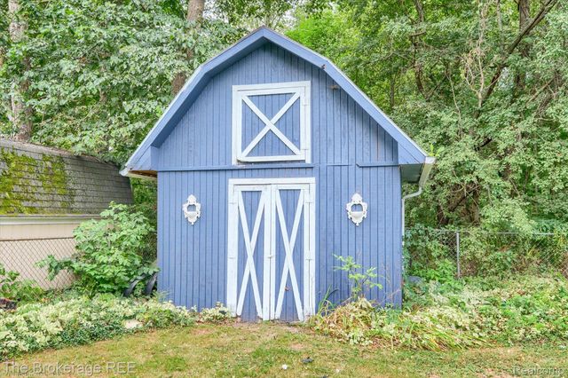 2127 Holly Tree Drive, Davison Township, MI 48423