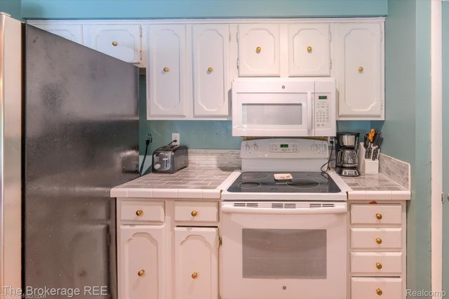 2127 Holly Tree Drive, Davison Township, MI 48423