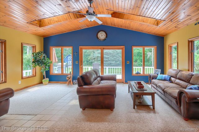 2127 Holly Tree Drive, Davison Township, MI 48423