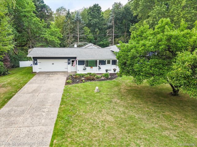 2127 Holly Tree Drive, Davison Township, MI 48423