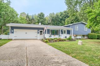 2127 Holly Tree Drive, Davison Township, MI 48423