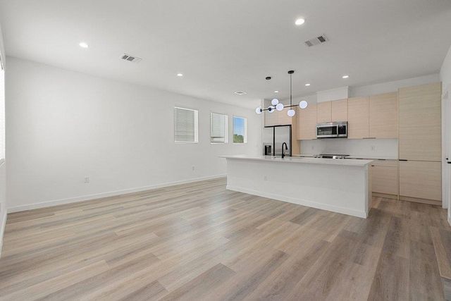 21515 Patton Ave 2, Lago Vista, TX 78645