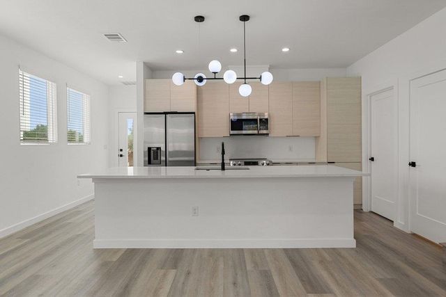 21515 Patton Ave 2, Lago Vista, TX 78645