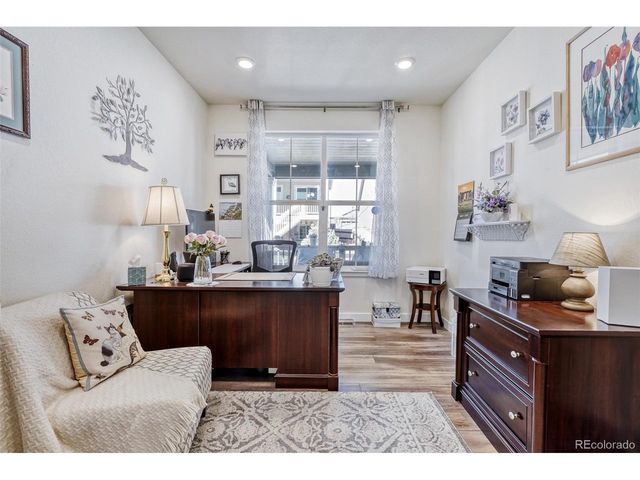 8901 S Ukraine Ct, Aurora, CO 80016