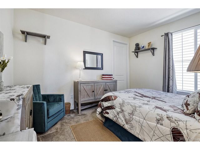 8901 S Ukraine Ct, Aurora, CO 80016