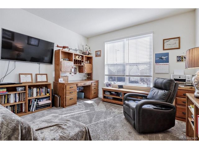 8901 S Ukraine Ct, Aurora, CO 80016