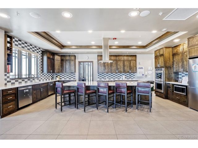 8901 S Ukraine Ct, Aurora, CO 80016