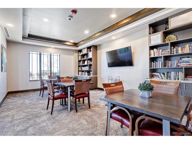 8901 S Ukraine Ct, Aurora, CO 80016