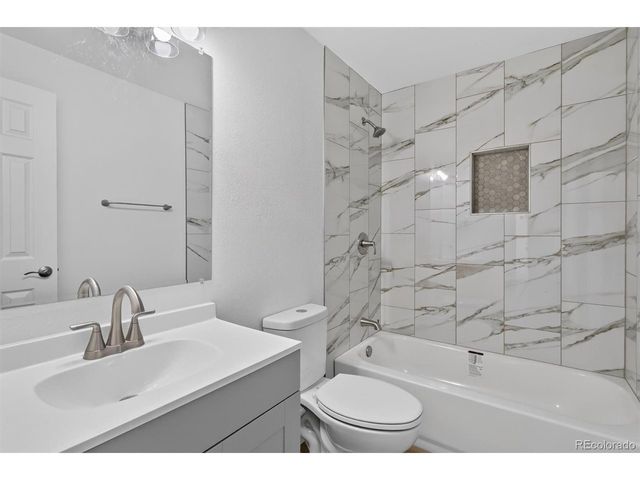 7975 Dudley Ct, Arvada, CO 80005