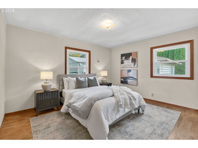 608 12TH St, Washougal, WA 98671