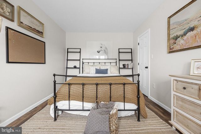 16045 HAMILTON STATION RD, Waterford, VA 20197