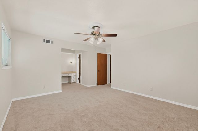 1305 Briarbrook Drive, Desoto, TX 75115