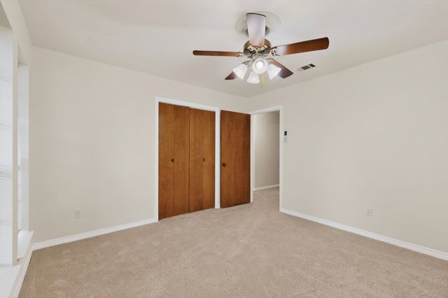 1305 Briarbrook Drive, Desoto, TX 75115