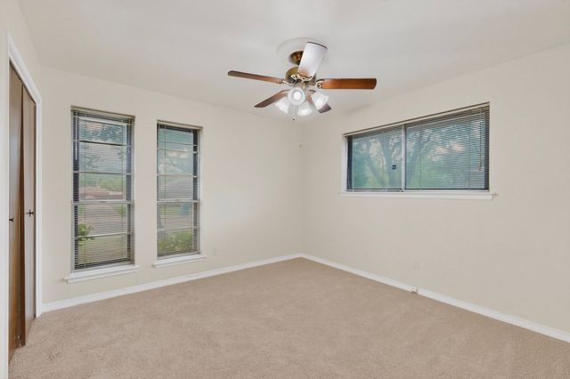 1305 Briarbrook Drive, Desoto, TX 75115