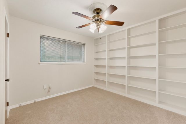 1305 Briarbrook Drive, Desoto, TX 75115