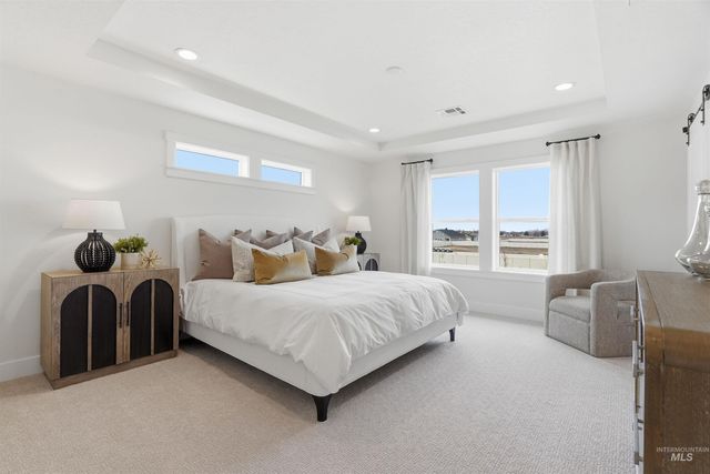 1920 Windhelm St, Caldwell, ID 83607