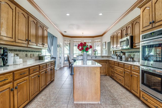 10377 W Dublin Drive, Forney, TX 75126