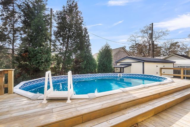 310 Land O Pines Circle, Moncks Corner, SC 29461