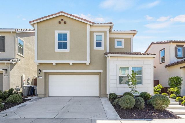 3452 Cantor Dr, Folsom, CA 95630