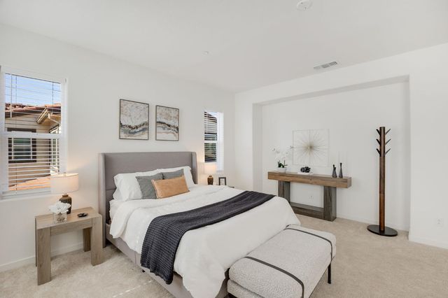 3452 Cantor Dr, Folsom, CA 95630