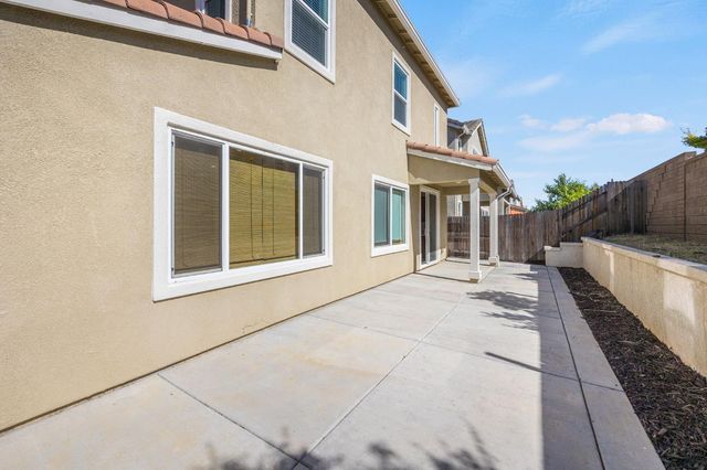 3452 Cantor Dr, Folsom, CA 95630