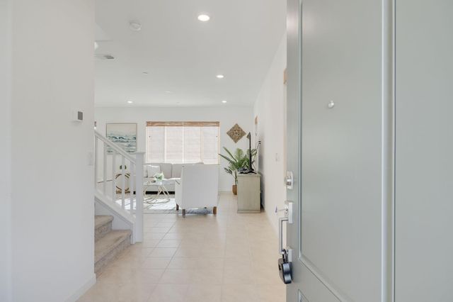 3452 Cantor Dr, Folsom, CA 95630